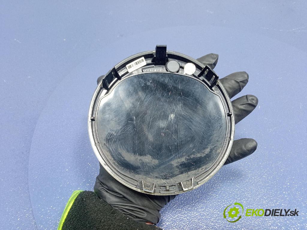 Vw Passat 2015 miežka / Gril: 3G0853601A