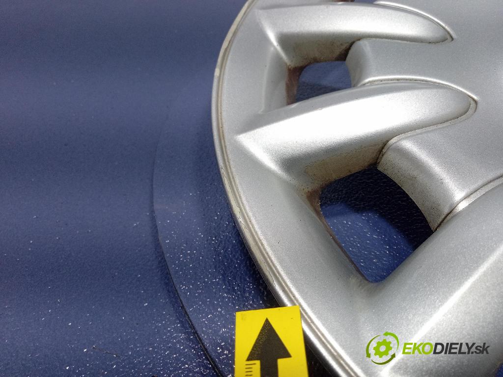 Chrysler Grand voyager 2003 puklica kola: 04862333AA