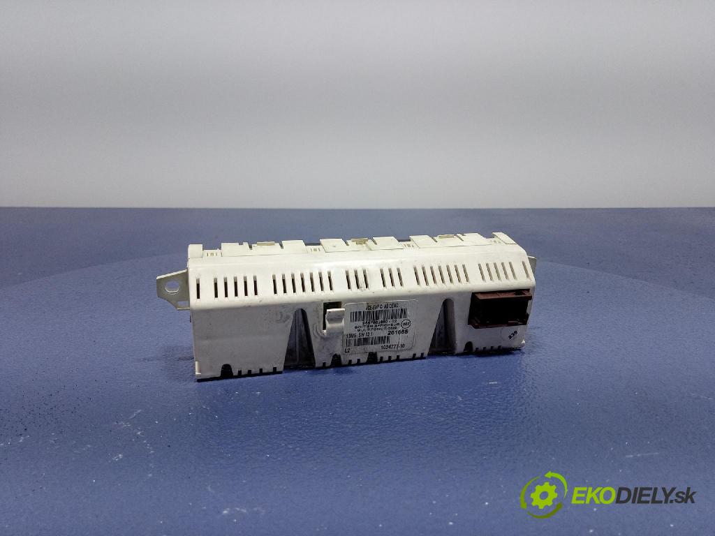 Citroen C4 2006 Zobrazit: Rádio: / GPS 9657882880