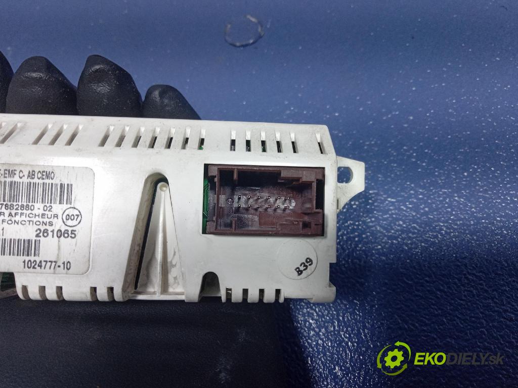 Citroen C4 2006 Zobrazit: Rádio: / GPS 9657882880