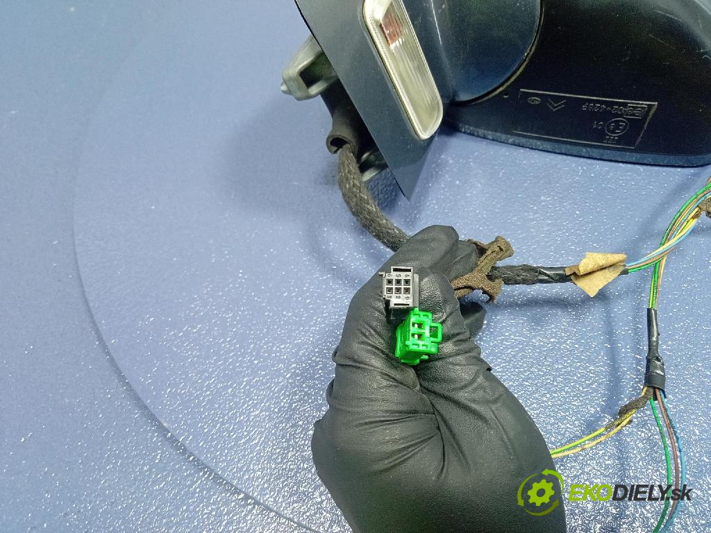 Citroen C4 2006 zrkadlo Vľavo: