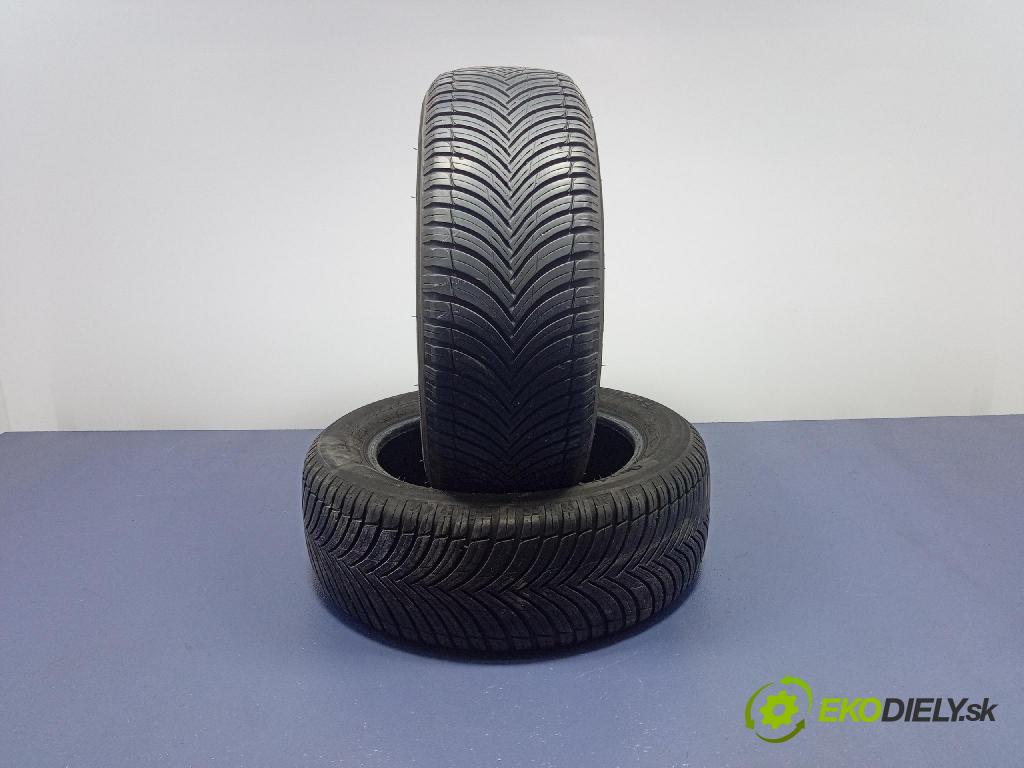 Mercedes B-Klasa 2013 pneumatika Multi-sezóna: 3528705199906