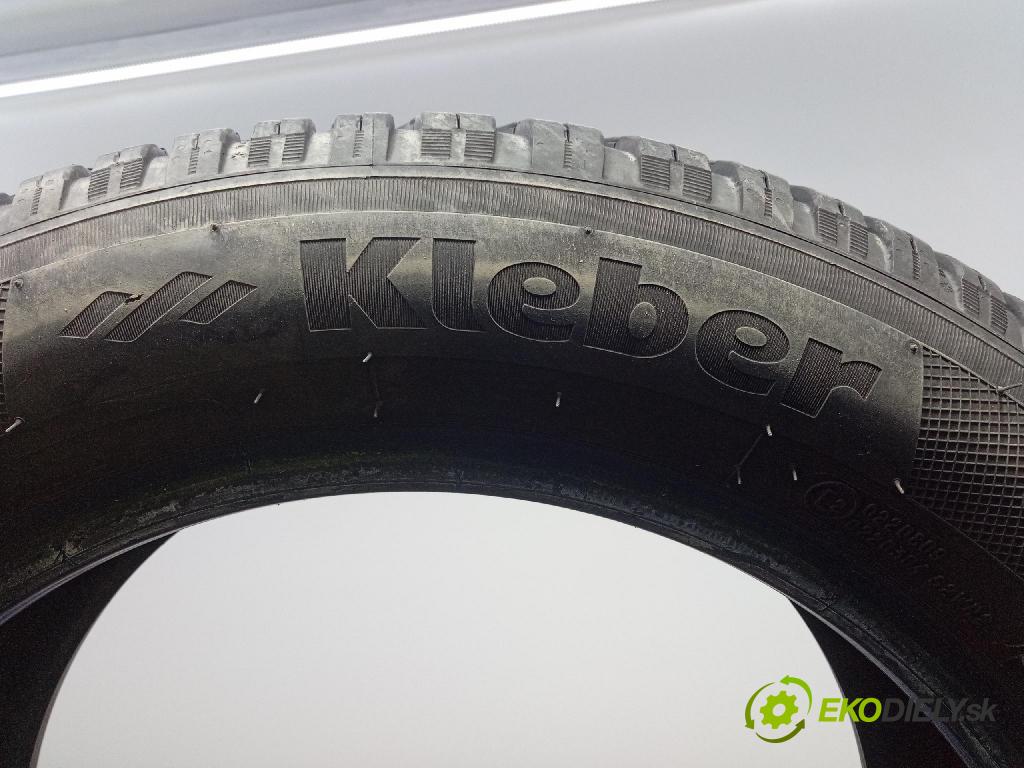 Mercedes B-Klasa 2013 pneumatika Multi-sezóna: 3528705199906