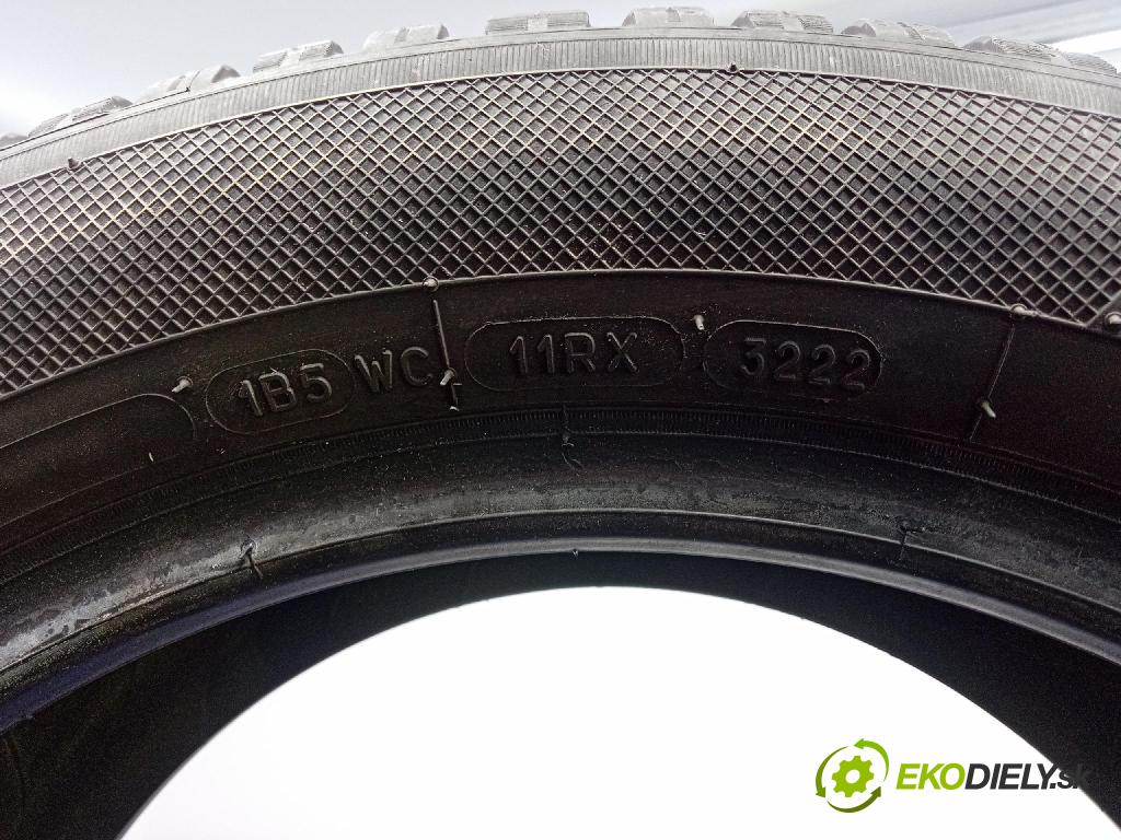 Mercedes B-Klasa 2013 pneumatika Multi-sezóna: 3528705199906