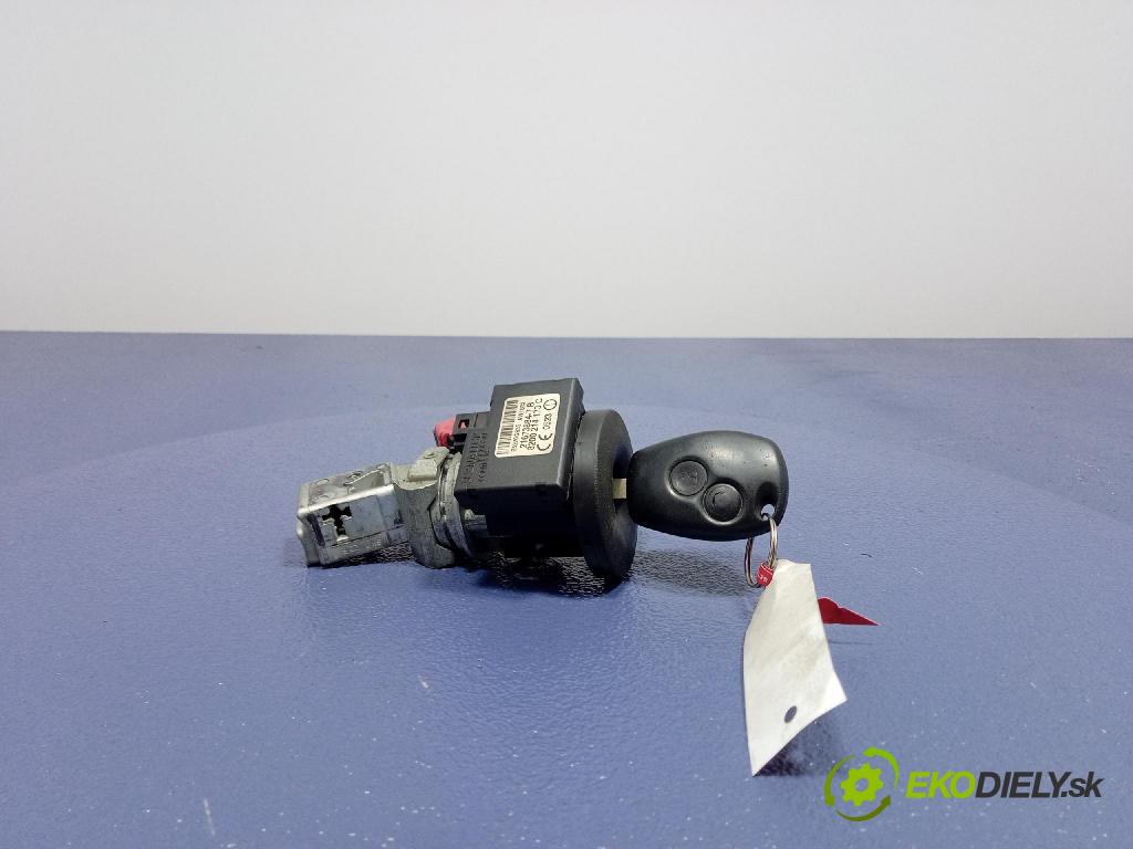 Renault Clio 2005 Spínač zapalování. 21673884