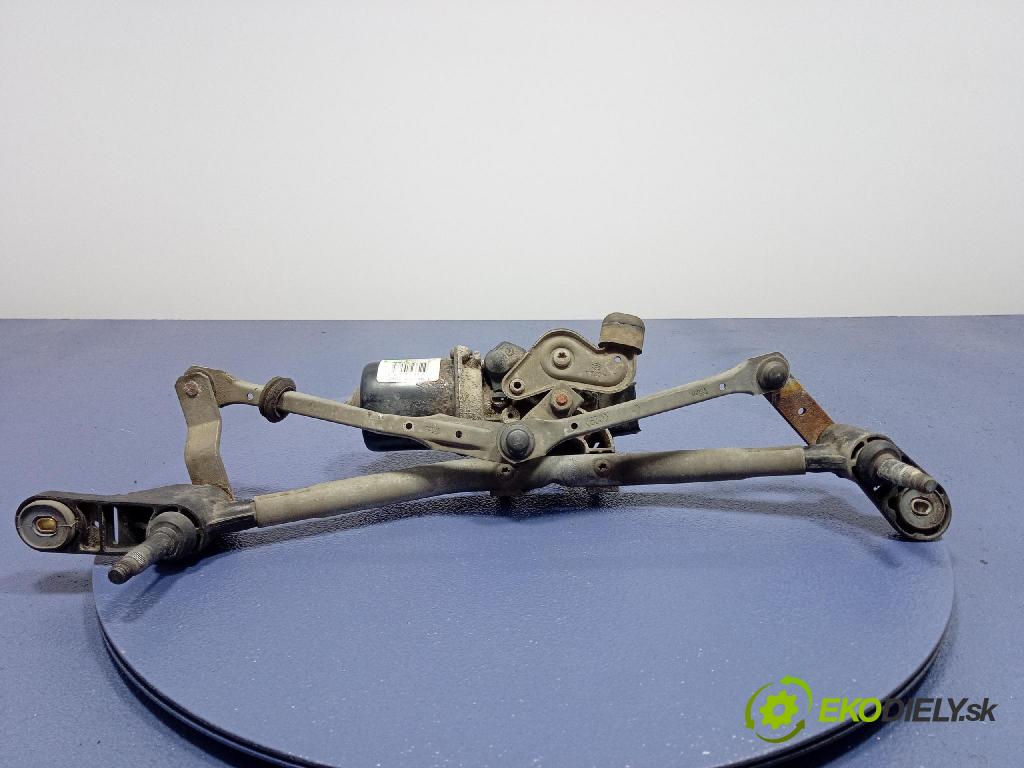 Renault Clio 2005 mechanismus motorek Stěrače: před 8200268931