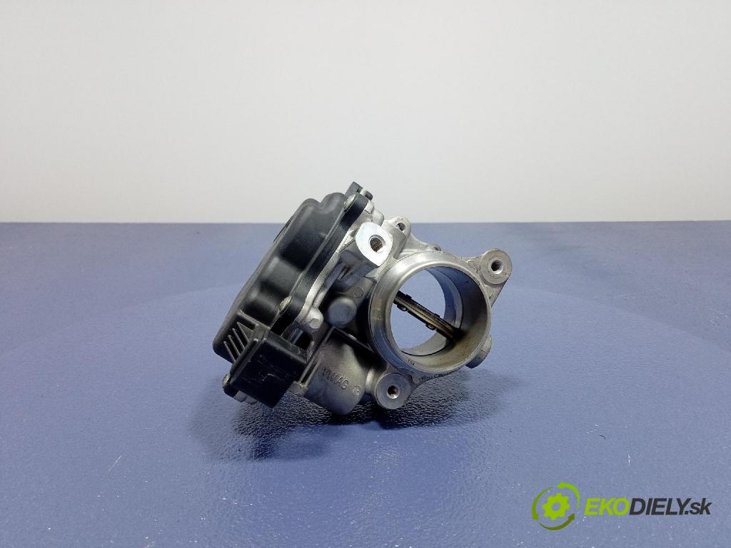 Vw Passat 2015 klapka 04L128059R