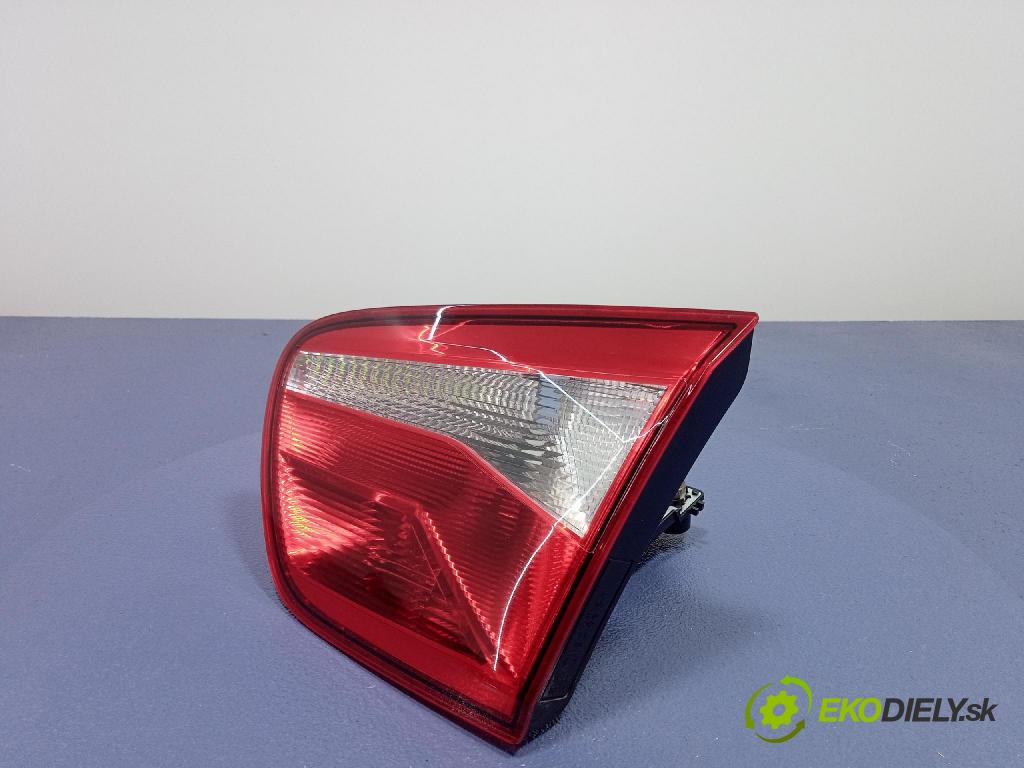 Seat Ibiza 2015 světlo Zad: Práva: Uvnitř 6J8945094C