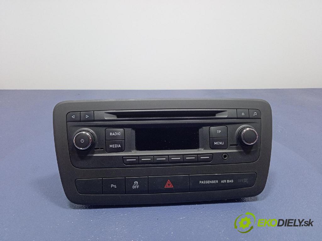 Seat Ibiza 2015 Radio I Navigace: 6J0035156