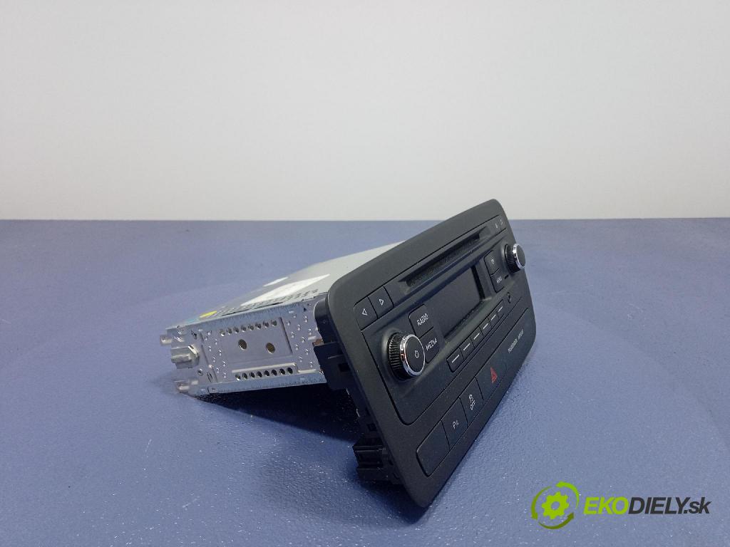 Seat Ibiza 2015 Radio I Navigace: 6J0035156