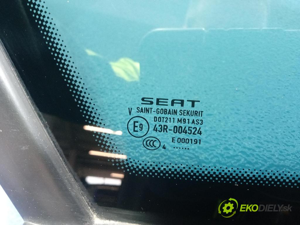 Seat Ibiza 2015 sklo Karosérie: Zad: