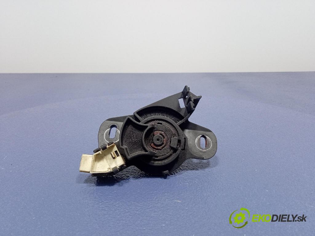 Opel Vectra 2006 klika Klapky: Zadní: 13178155