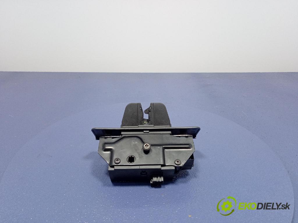 Opel Vectra 2006 zámek Klapky: kufr 92202968
