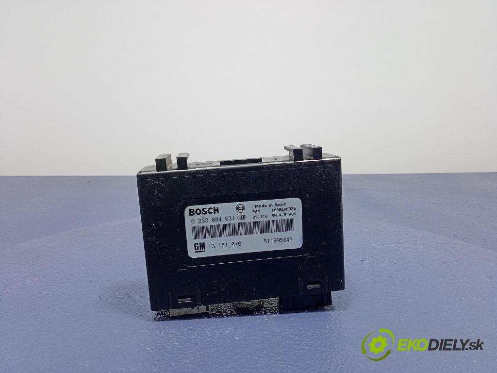Opel Vectra 2006 snímač / řídící jednotka PDC 13181070