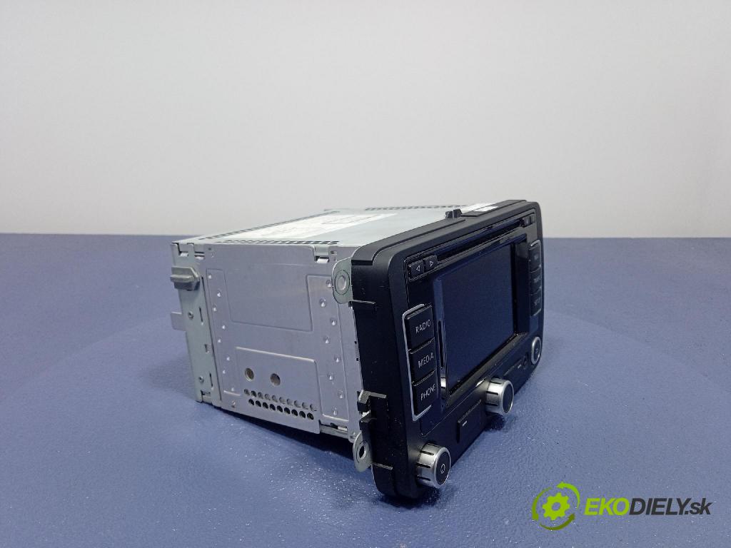 Vw Passat 2011 Radio I Navigace: 3C0035279