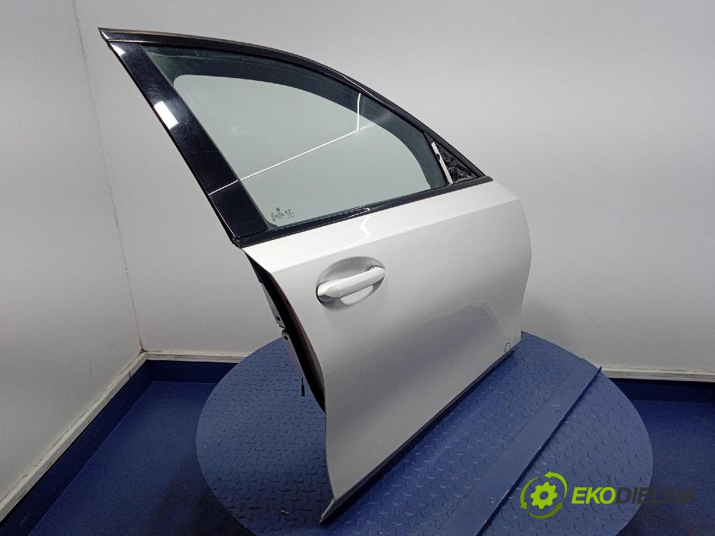 Bmw Seria 3 2019 dveře před prave