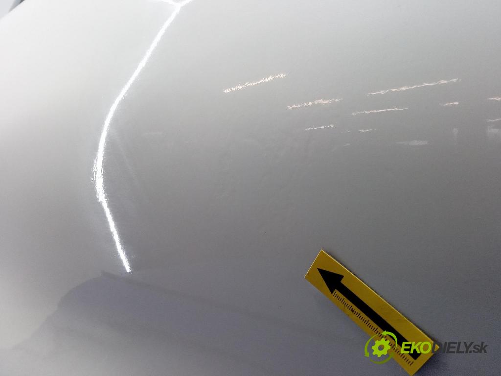 Bmw Seria 3 2019 dveře před prave