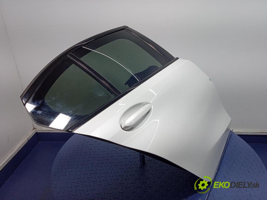 Bmw Seria 3 2019 dveře Zad: prave