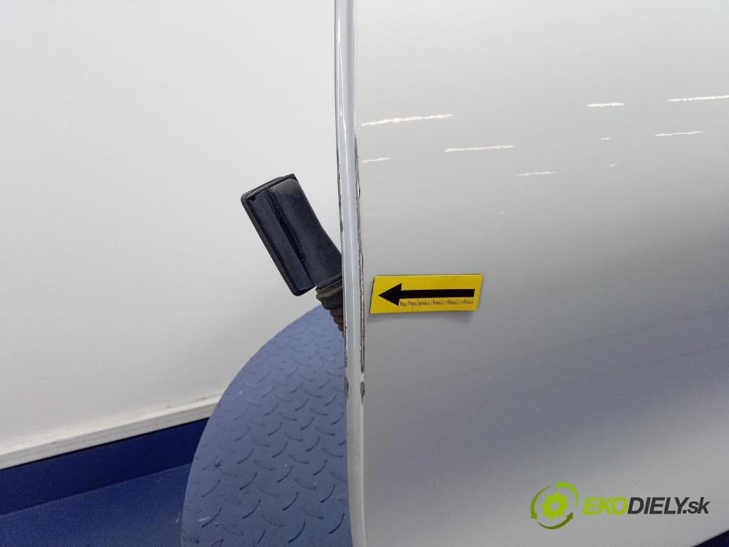 Bmw Seria 3 2019 dvere Predné Vľavo: