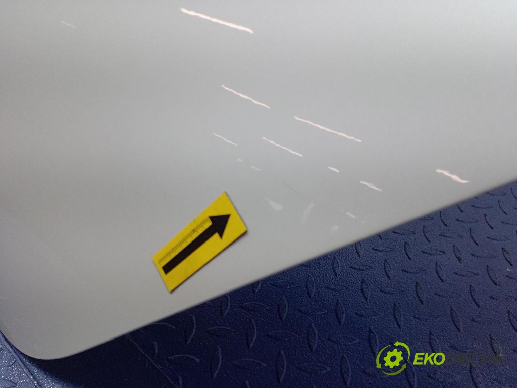 Bmw Seria 3 2019 dveře Zad: Vlevo, odjet: