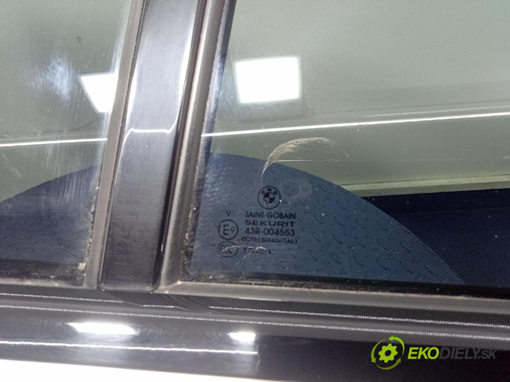 Bmw Seria 3 2019 dveře Zad: Vlevo, odjet:
