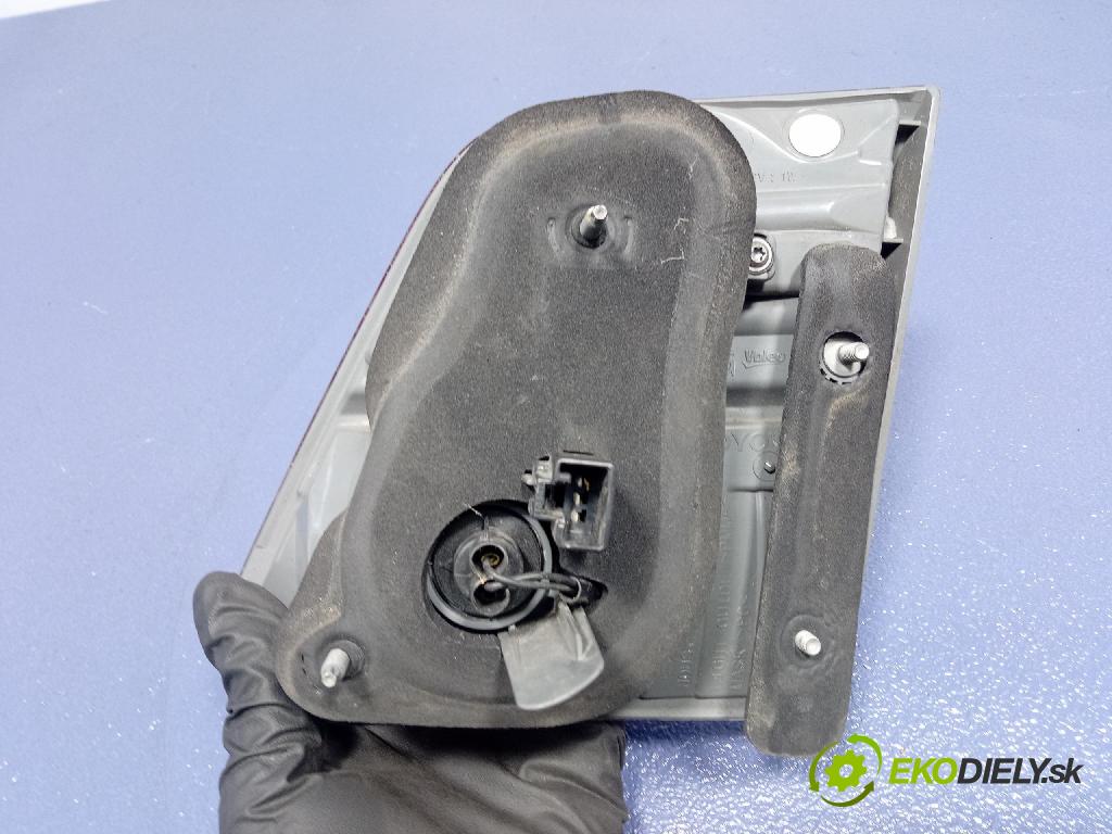 Toyota Avensis iii t27 0 světlo Zad: levá Uvnitř 15478