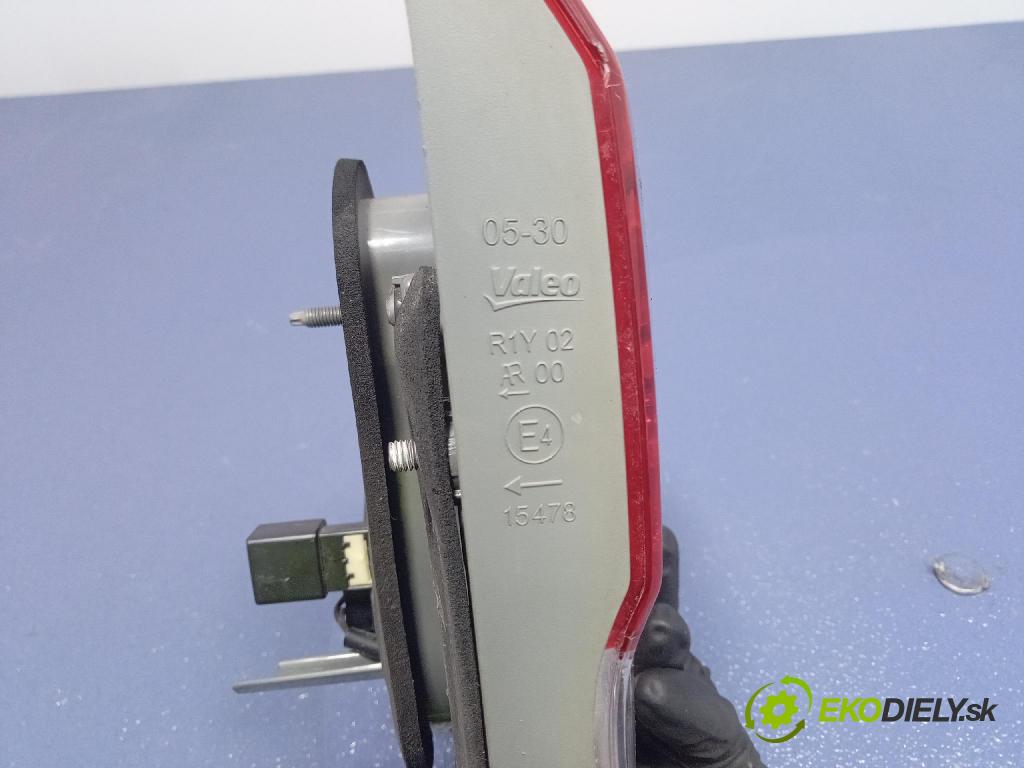 Toyota Avensis iii t27 0 světlo Zad: levá Uvnitř 15478