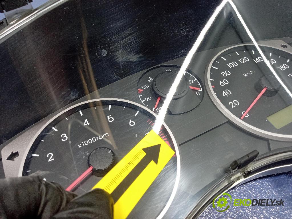 Hyundai I20 2009 Přístrojová deska 940031J280