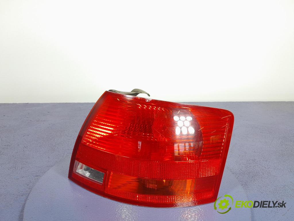 Audi A4 2007 světlo Zad: Práva: Mimo: 8E9945096C