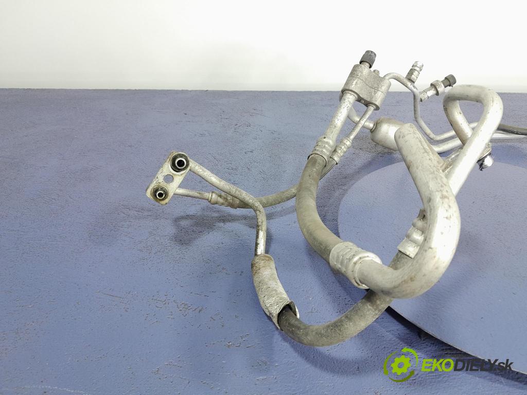 Opel Corsa 2007 trubka Klimatizace: