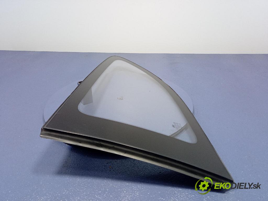 Hyundai I20 2009 sklo Karosérie: Zad: