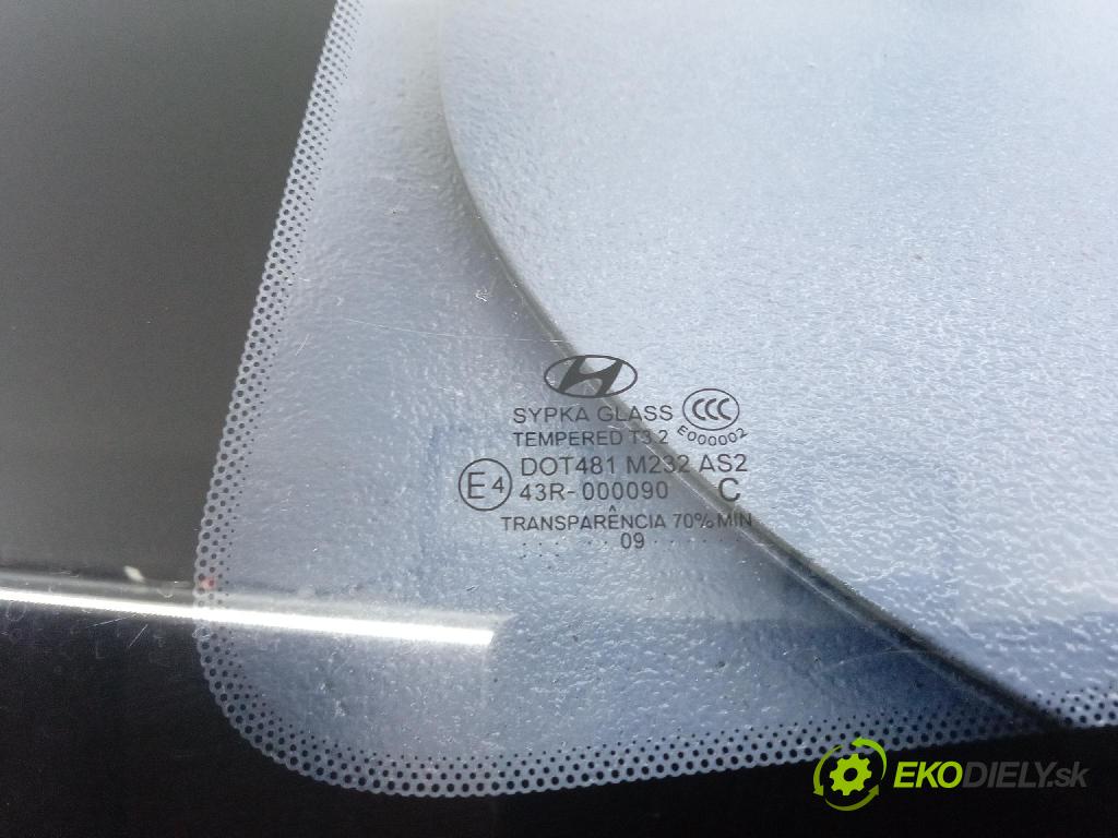 Hyundai I20 2009 sklo Karosérie: Zad: