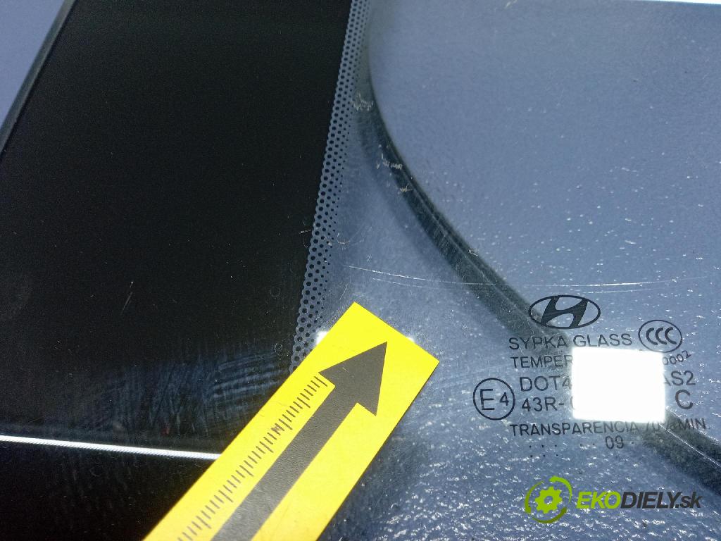 Hyundai I20 2009 sklo Karosérie: Zad: 