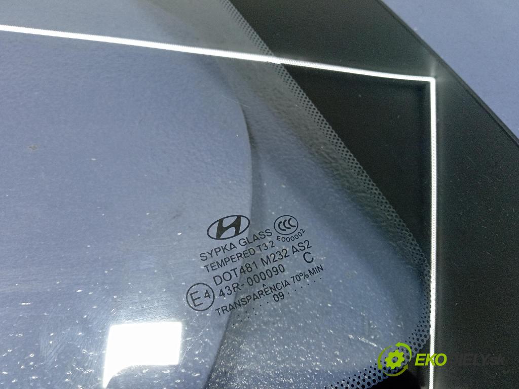 Hyundai I20 2009 sklo Karosérie: Zad: