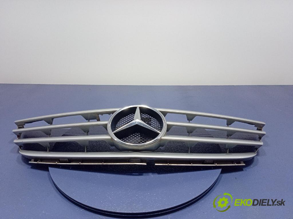 Mercedes B-Klasa 2008 mřížka / Gril: A1698800183