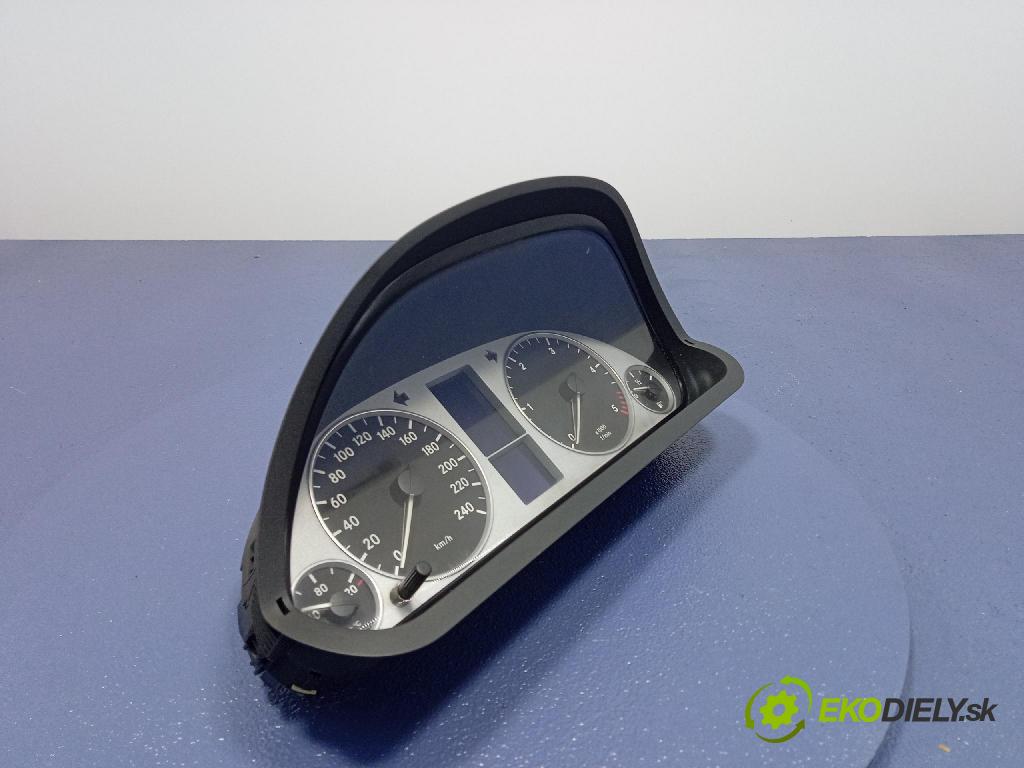 Mercedes B-Klasa 2008 Přístrojová deska A1695400948
