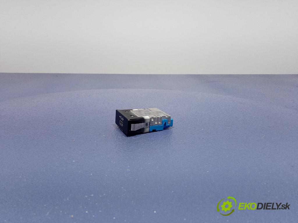 Bmw Seria 3 2019 instalace Elektrický: 8711939