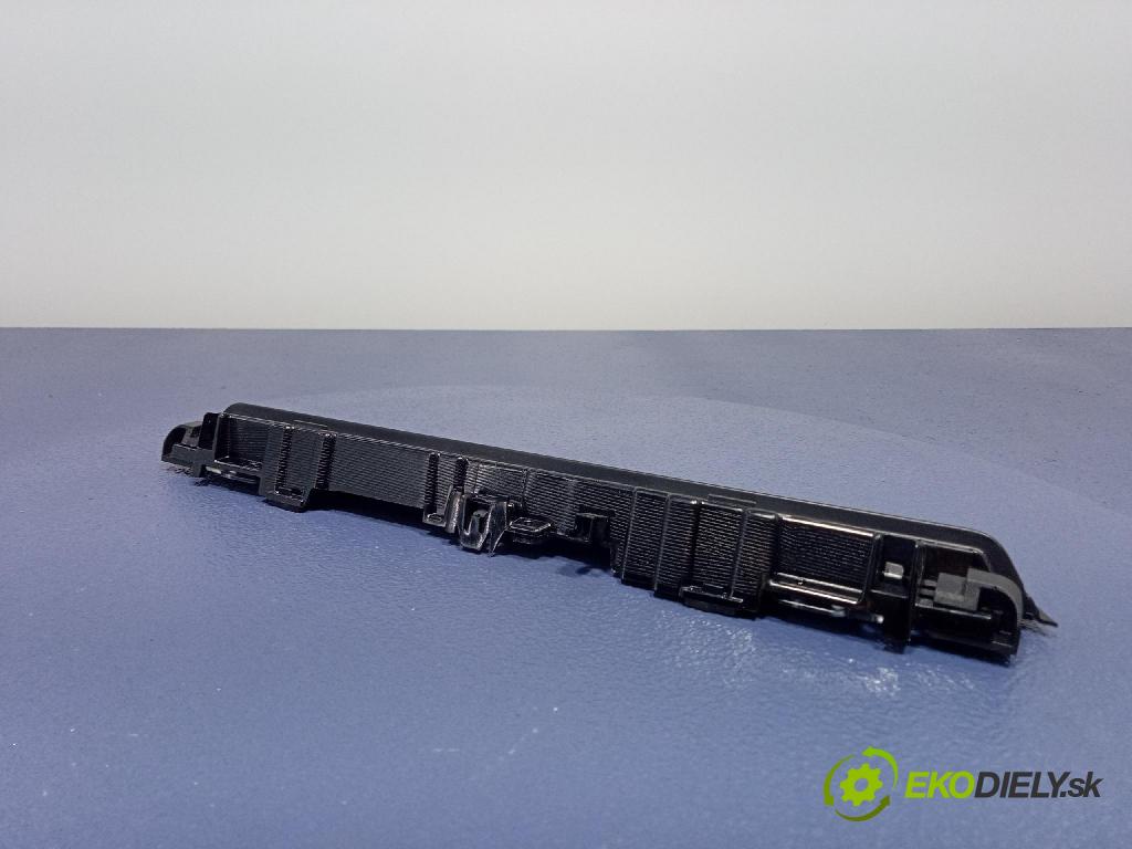 Bmw Seria 3 2019 Světlo Stop 7420462