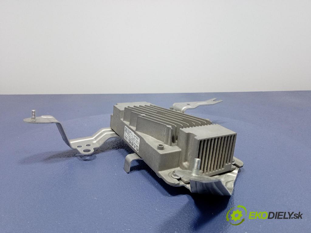 Bmw Seria 3 2019 Zesilovač: 7928581