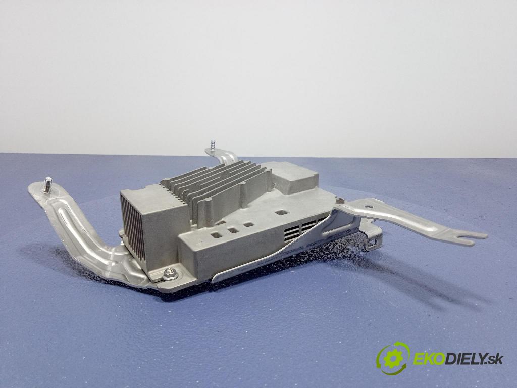 Bmw Seria 3 2019 Zesilovač: 7928581