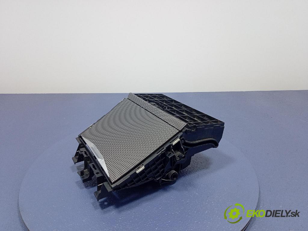 Bmw Seria 3 2019 kastlík 6806796