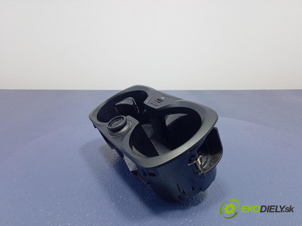 Bmw Seria 3 2019 kastlík 6809803