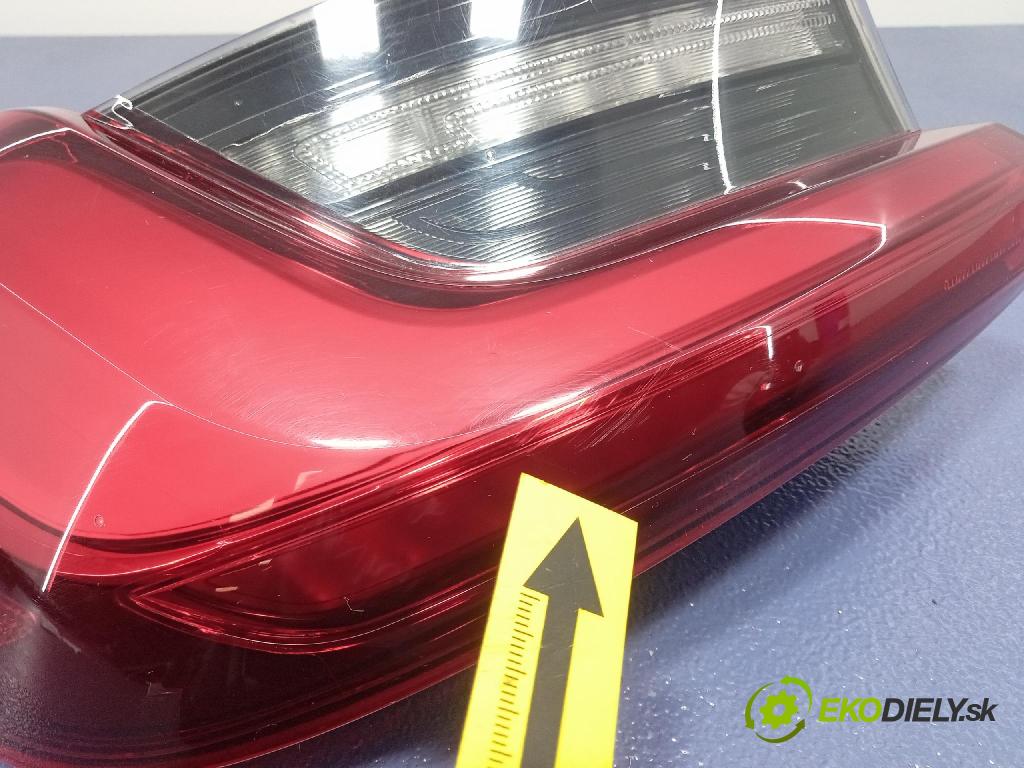 Bmw Seria 3 2019 svetlo / reflektor zad ľavá Vonkajsia: 7420449