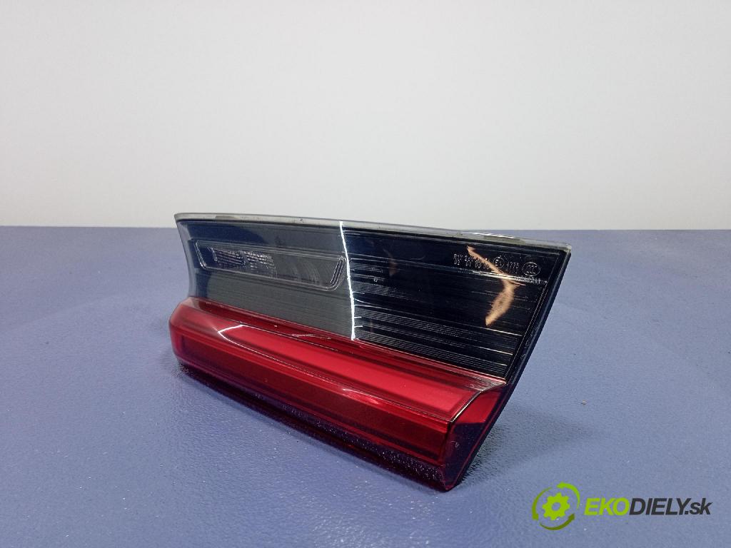 Bmw Seria 3 2019 svetlo / reflektor zad Prava: Vnútri: 7420454