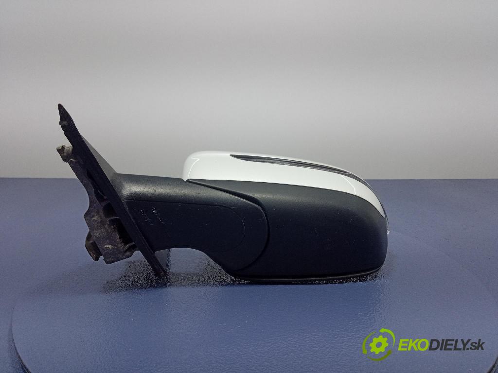 Bmw Seria 3 2019 zpětné zrcátko Vlevo, odjet: