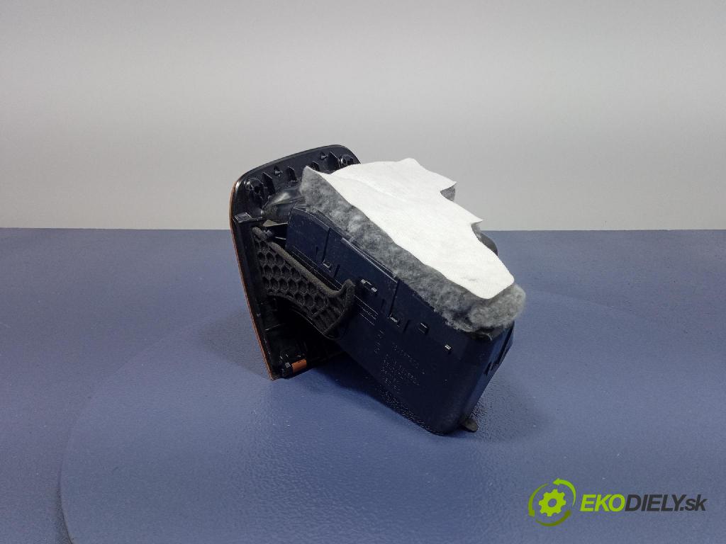 Bmw Seria 3 2019 kastlík 6805524