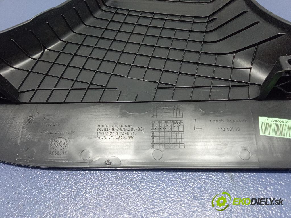 Bmw Seria 3 2019 kryt Plast: Interiéry: 7433243