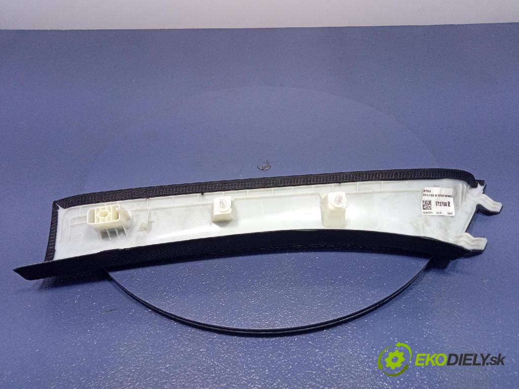 Bmw Seria 3 2019 kryt Plast: Interiéry: 7433240