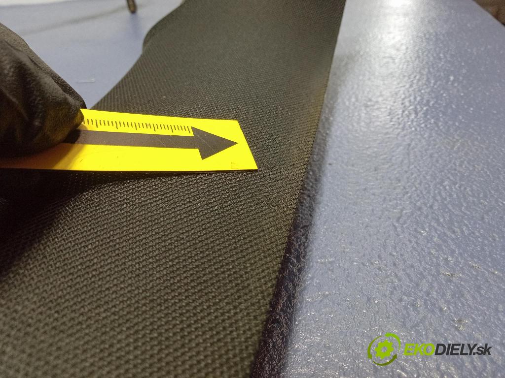 Bmw Seria 3 2019 kryt Plast: Interiéry: 7433240