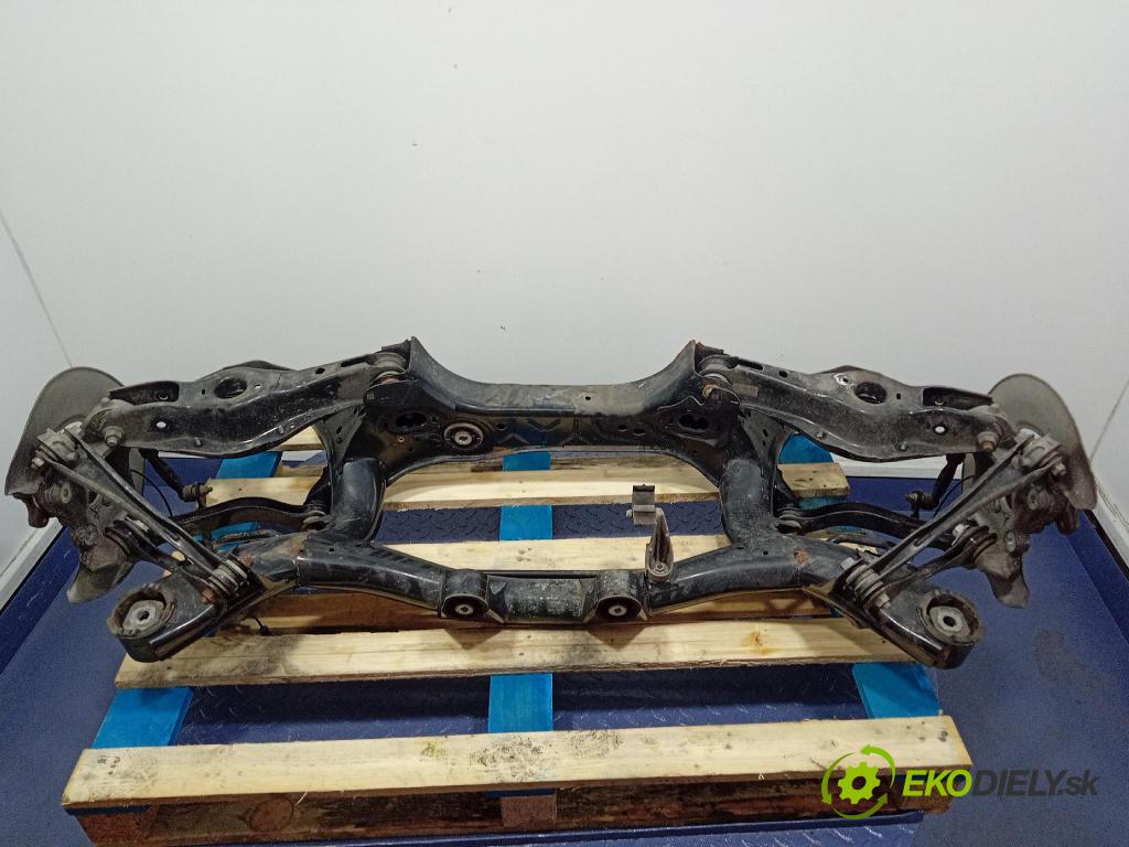 Bmw Seria 3 2019 výztuha Pozastavenia: Zad: 6876541